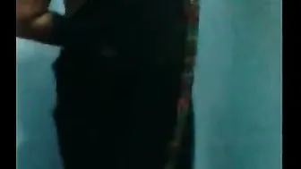 Slutty Indian Aunty Having Office Affair When Husband Is Away