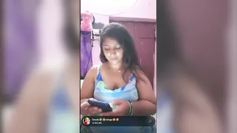 Mature Aunty Stripping Naked And Teasing On Her Private Video Call