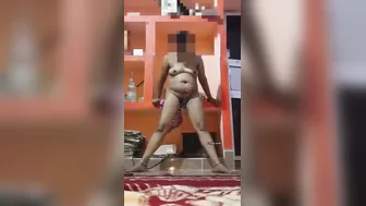 Horny Tamil Aunty Seducing Her Young Neighbor Boy At Home