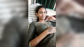 Mature Aunty Undressing Young Girl Promising Good Money Tonight