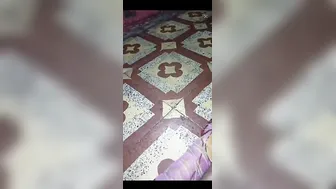Mature Aunty Spreading Her Freshly Fucked Pussy Wide Open
