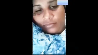 Chubby Kerala Milf Flashing Massive Tits During Private Stream