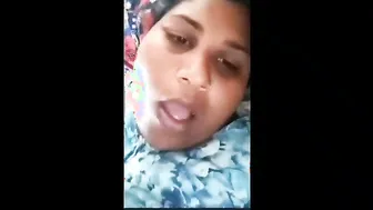 Chubby Kerala Milf Flashing Massive Tits During Private Stream