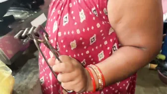 Getting Intimate With Sexy Aunty In Kitchen While Cooking Together