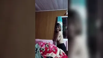 Big Breasted Aunty Going Topless Showing Everything She Has
