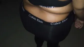 Desi Aunty Doing Workout Showing Her Sexy Curves In Tight Gym