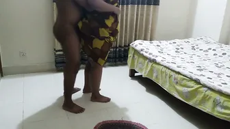 Saree Wearing Aunty Caught By Driver Getting Fucked Repeatedly