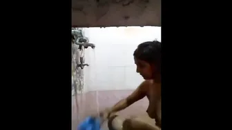 Mature Desi Aunty Bathing Caught On Camera Getting Naughty