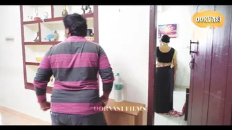 Sexy Aunty Getting Satisfied By Delivery Boy In Hot Afternoon Sex