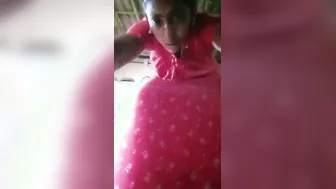 Tamil Village Aunty In Nighty Fingering Pussy Viral Footage