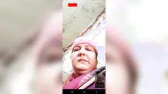 Married Aunty Playing With Herself Getting Wet And Ready For Me