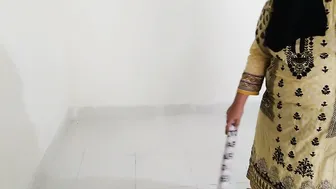 Neighbor Forcing Himself On Mature Muslim Aunty While Cleaning