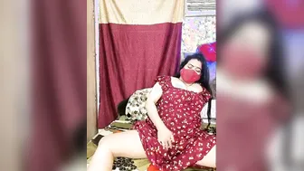 Sucking And Squeezing Married Indian Aunty Big Soft Breasts