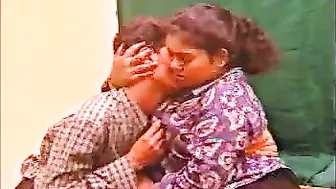 Slutty Aunty Stripping Naked Performing Live For The Camera