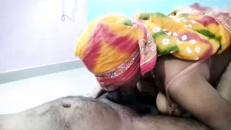 Desi Aunty Sucking Her Ex Boyfriend Behind Her Husband Back