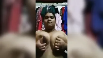 Busty Mature Aunty Fingering Herself Naked In Bedroom Alone