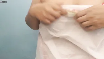 Next Door Busty Aunty Seducing Young Guy Without Her Blouse