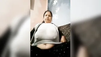 Huge Breasted Indian Milf Playing With Her Tits In Sexy Mood
