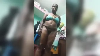 Married Neighbor Aunty Riding Young Guy In His Bedroom Secretly