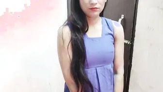 Desi Aunty Getting Railed While He Delivers Goods To Her Home