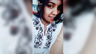 Horny Tamil Milf Leaked Video Fucking Neighbor In Secret Mms