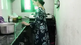 Catching Aunty In Kitchen And Fucking Her Bent Over Counter