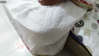 Neighbor Aunty Stripped From Saree And Banged In Her Bedroom