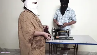 Telugu Aunty Seducing Tailor And Getting Fucked In His Shop