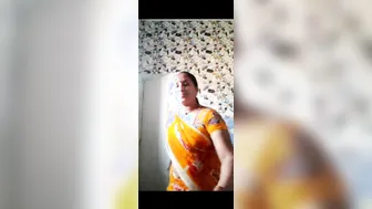 Mallu Aunty Slowly Undressing Revealing Everything In Two Parts