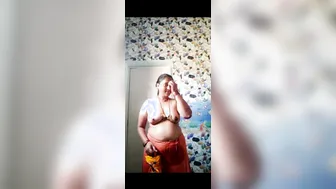 Mallu Aunty Slowly Undressing Revealing Everything In Two Parts