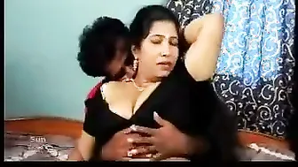 Delicious Mallu Aunty Revealing Her Body Teasing Her Man Badly