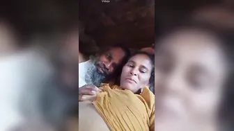 Married Aunty Sneaking Around With Uncle For Secret Afternoon