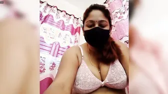 Telugu Aunty Stripping Naked On Webcam For Her Secret Lover
