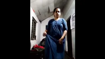 Sexy Tamil Girlfriend Begging For Dick And Getting Satisfied