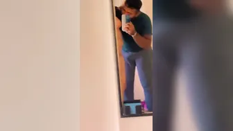 Aunty Recording Herself Fingering Pussy In Private Selfie
