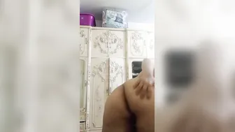 Thick Aunty Stripping Naked Showing Her Huge Tits And Ass
