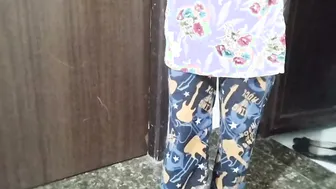 Aunty Letting Me Fuck Her When I Delivered Package To Door