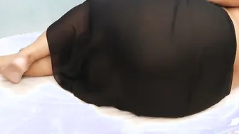 Curvy Pakistani Aunty Resting On Bed Exposing Her Fat Juicy Ass