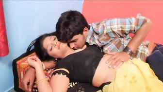 Spicy Aunty Getting Romantic And Naughty In Her Bed Tonight