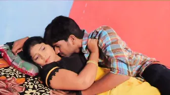 Spicy Aunty Getting Romantic And Naughty In Her Bed Tonight