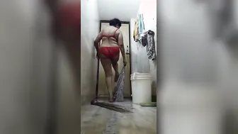 Chubby Indian Aunty Getting Naked Moments Before Her Bath Time