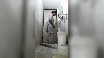 Chubby Indian Aunty Getting Naked Moments Before Her Bath Time