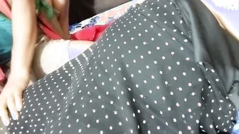 Desi Servant Massaging House Owner Aunty Turning Into Wild Sex