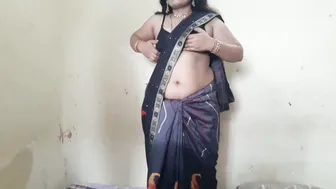 Sexy Married Auntie Getting Destroyed By Young House Worker Roughly