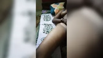 Mallu Married Woman Spreading Naked Waiting For Me On The Bed