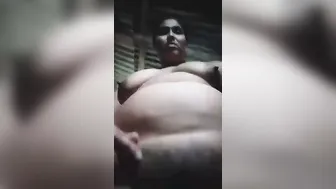 Village Aunty Revealing Huge Natural Boobs And Pussy Closeup