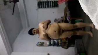 Thick Bihari Aunty Showing Off Her Big Ass For The Camera