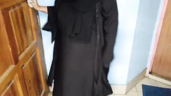 Neighbor Forcing Himself On Mature Aunty During House Cleaning