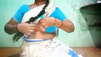 Village Aunty Spreading Wide And Showing Everything On Camera