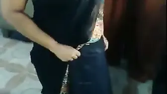 Watching My Sexy Aunty Changing Into Her Saree Getting Horny